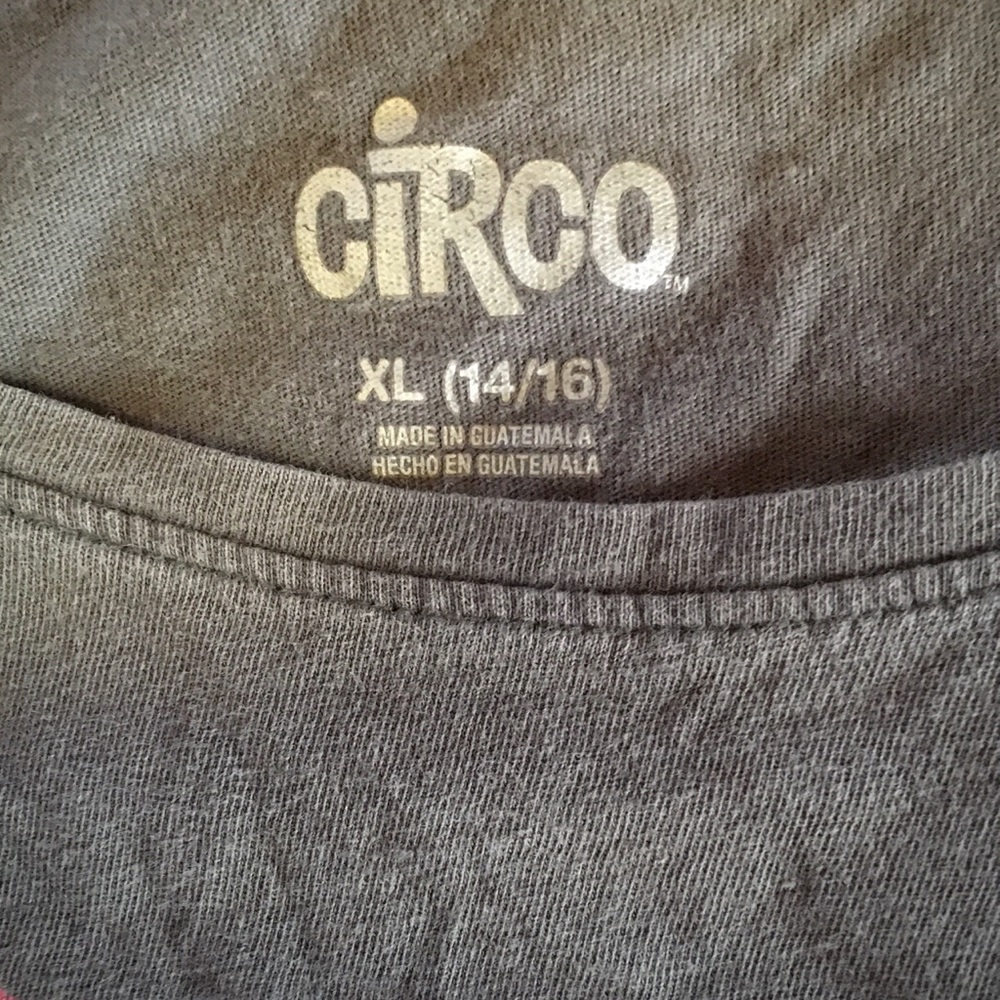 CIRCO Starburst Heart Tee - Picture 3 of 5